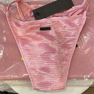 Triangle size small bottoms NWT popsicle pink vinca nary